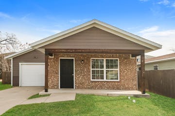 4712 STOKES ST DALLAS, TX 75216